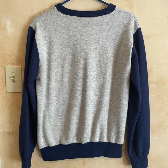 Vintage Wilson Sweatshirt - Picture 4 of 5